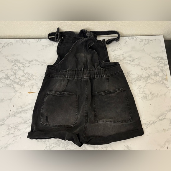 No Boundaries Denim Bib Skater Overall Shorts Junior M 7-9 Black Distressed​ - Picture 6 of 8